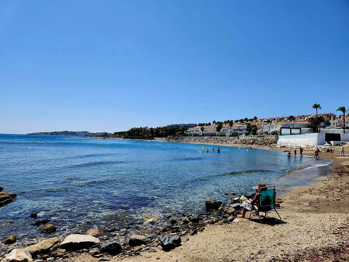 Luxurious Apartment 2 Bedroom 2 Bathroom Near Beach Malaga