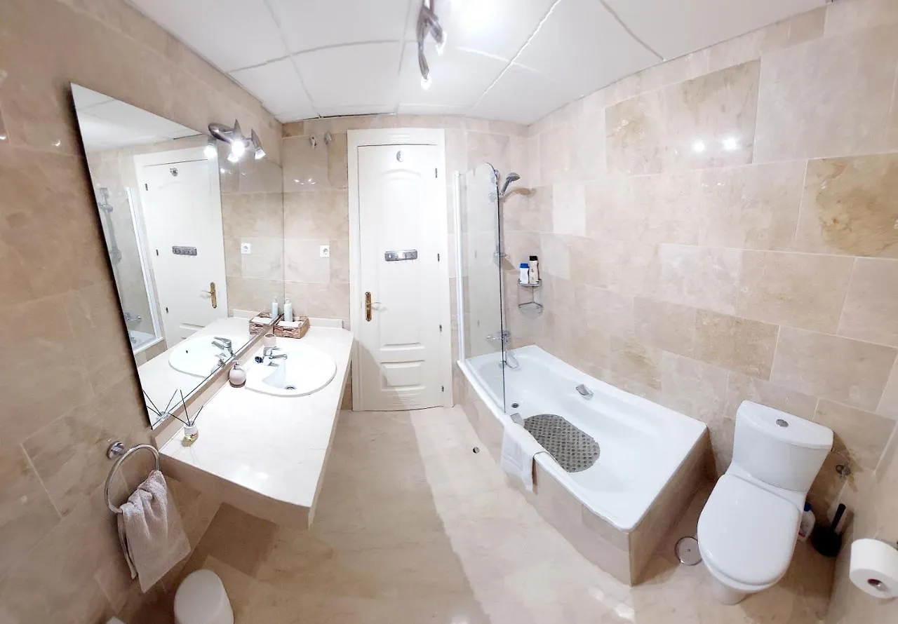 Luxurious Apartment 2 Bedroom 2 Bathroom Near Beach Malaga 0*,  Spain